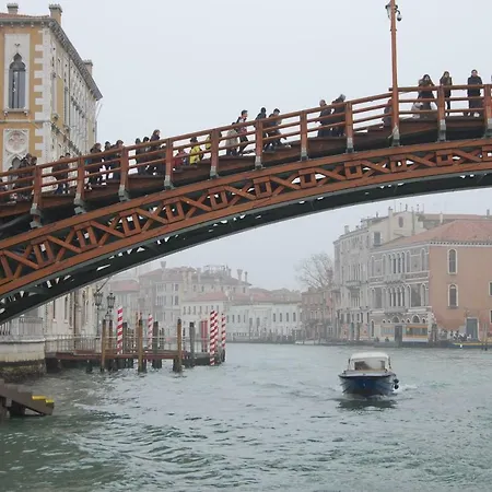 Residenza Giulia Apartment Venice Exterior photo
